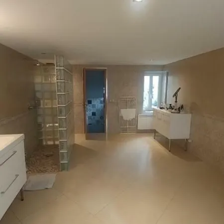 Апартаменты Home Sarcelles Сарсель